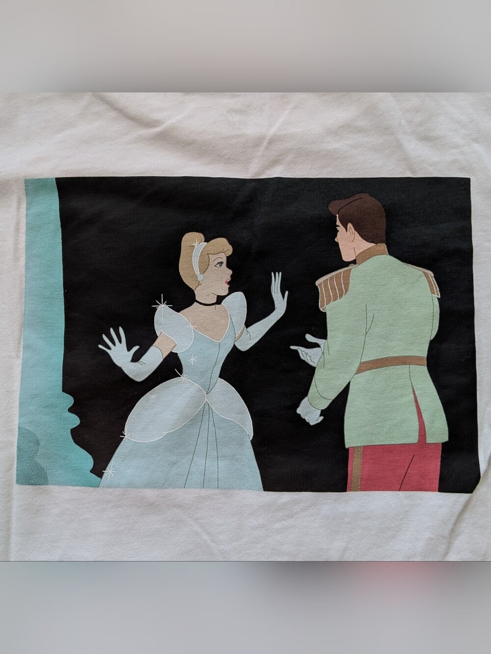 Uniqlo Disney Memories Cinderella Graphic Tee XS White